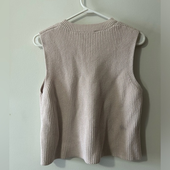 Zara Pink Knit  Vest - Picture 2 of 3